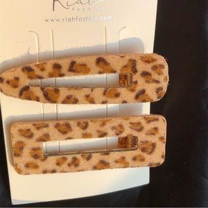Riah Fashion Hair Clips - animal print
